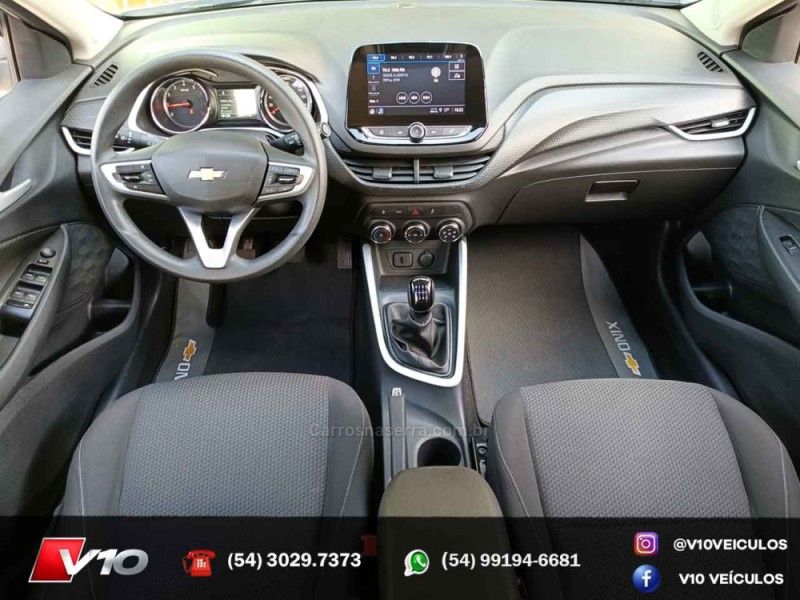 CHEVROLET ONIX 1.0 LTZ 12V TURBO 2022/2023 V10 VEÍCULOS CAXIAS DO SUL / Carros no Vale