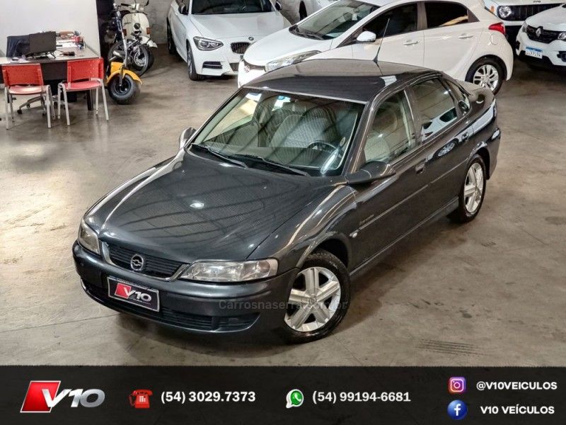 CHEVROLET VECTRA 2.0 MPFI EXPRESSION 8V 2005/2005 V10 VEÍCULOS CAXIAS DO SUL / Carros no Vale