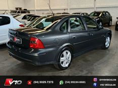 CHEVROLET VECTRA 2.0 MPFI EXPRESSION 8V 2005/2005 V10 VEÍCULOS CAXIAS DO SUL / Carros no Vale