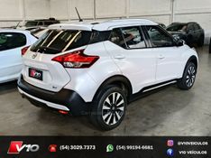 NISSAN KICKS 1.6 16V SV XTRONIC 2019/2019 V10 VEÍCULOS CAXIAS DO SUL / Carros no Vale