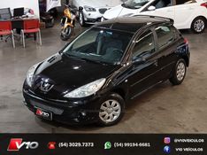 PEUGEOT 207 1.4 XR SPORT 8V 2010/2011 V10 VEÍCULOS CAXIAS DO SUL / Carros no Vale