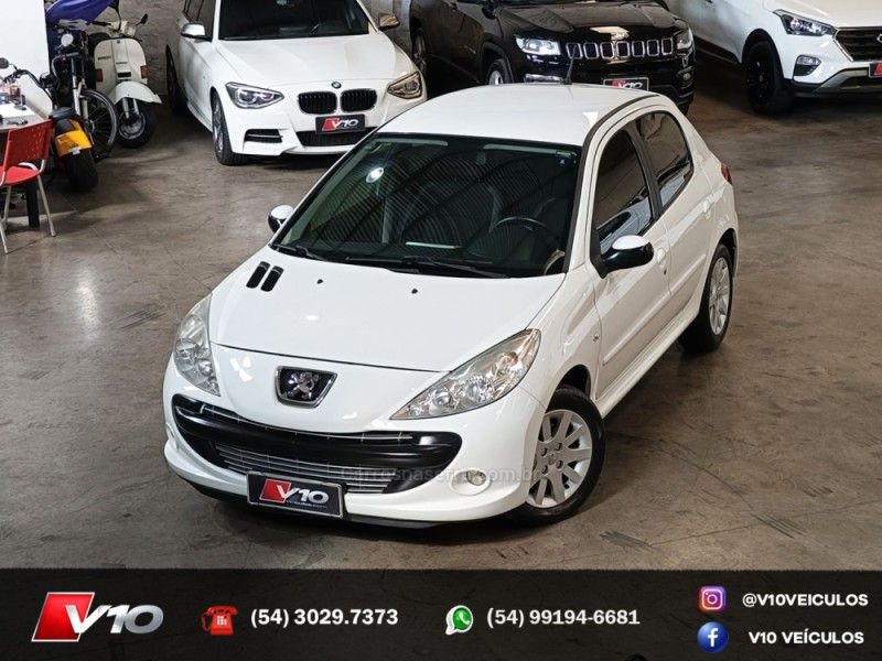 PEUGEOT 207 1.6 XS 16V 2010/2011 V10 VEÍCULOS CAXIAS DO SUL / Carros no Vale