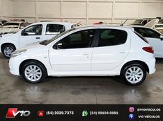 PEUGEOT 207 1.6 XS 16V 2010/2011 V10 VEÍCULOS CAXIAS DO SUL / Carros no Vale