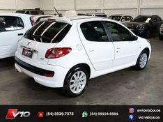 PEUGEOT 207 1.6 XS 16V 2010/2011 V10 VEÍCULOS CAXIAS DO SUL / Carros no Vale
