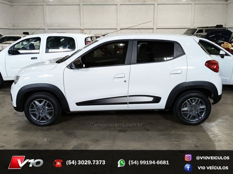 RENAULT KWID 1.0 12V SCE INTENSE 2020/2020 V10 VEÍCULOS CAXIAS DO SUL / Carros no Vale