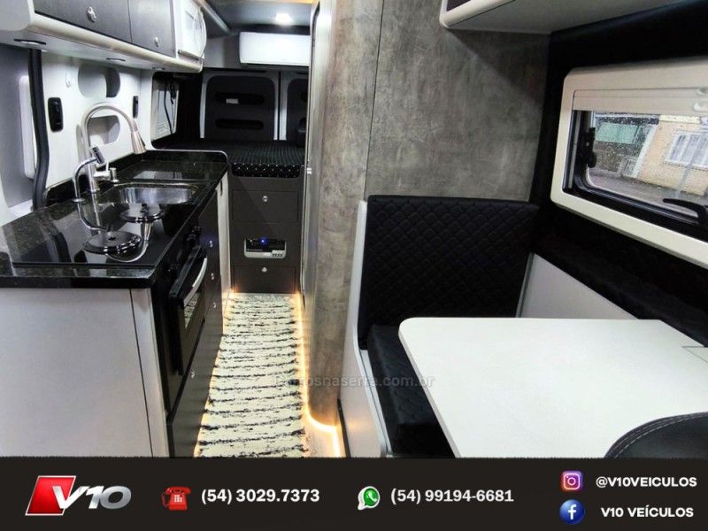 RENAULT MASTER 2.3 EXTRA FURGÃO L3H2 16V TURBO INTERCOOLER 2022/2023 V10 VEÍCULOS CAXIAS DO SUL / Carros no Vale