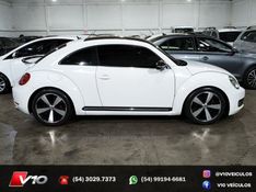 VOLKSWAGEN FUSCA 2.0 TSI 16V 2013/2014 V10 VEÍCULOS CAXIAS DO SUL / Carros no Vale