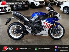 YAMAHA YZF R1 2010/2011 V10 VEÍCULOS CAXIAS DO SUL / Carros no Vale