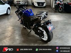 YAMAHA YZF R1 2010/2011 V10 VEÍCULOS CAXIAS DO SUL / Carros no Vale