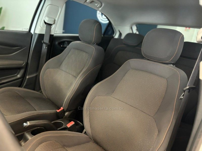 CHEVROLET ONIX 1.4 MPFI LTZ 8V 2013/2013 LUIGGI AUTOMÓVEIS CARLOS BARBOSA / Carros no Vale