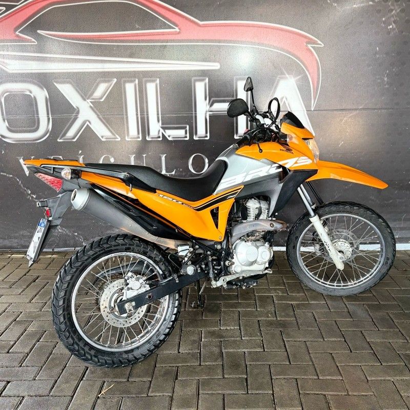 Honda Motos NXR 160 BROS ESD 2019/2019 SÉRGIO VEÍCULOS TEUTÔNIA / Carros no Vale