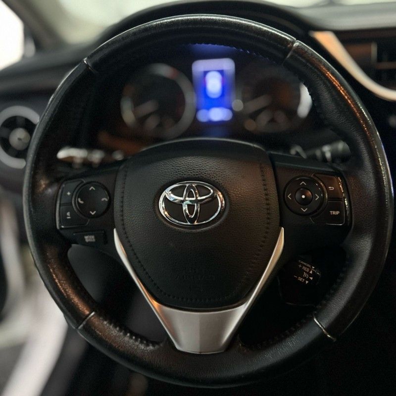 Toyota COROLLA XRS 2.0 2018/2018 SÉRGIO VEÍCULOS TEUTÔNIA / Carros no Vale
