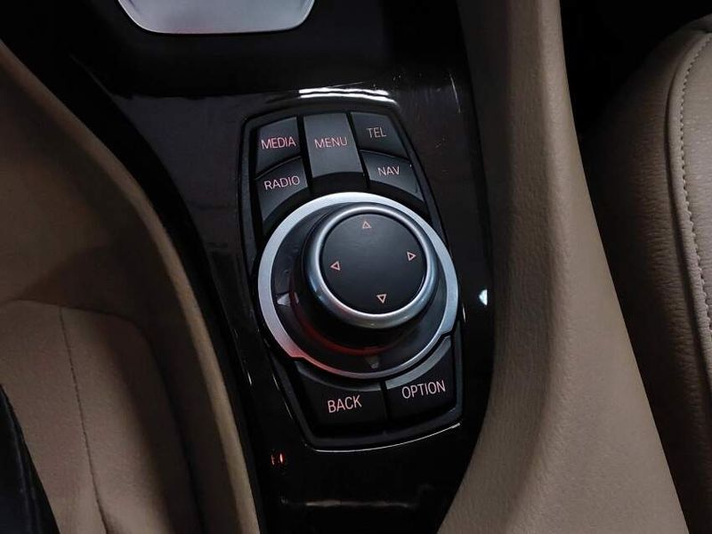 BMW X1 2.0 16V TURBO GASOLINA SDRIVE20I 4P AUTOMÁTICO 2013/2014 BETIOLO NOVOS E SEMINOVOS LAJEADO / Carros no Vale