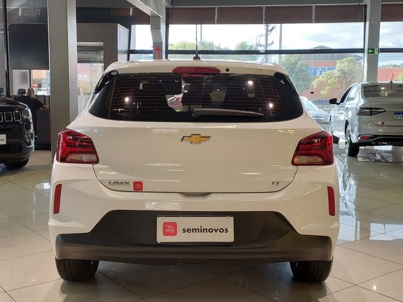 Chevrolet ONIX 1.0 FLEX LT MANUAL 2021/2022 BETIOLO NOVOS E SEMINOVOS LAJEADO / Carros no Vale