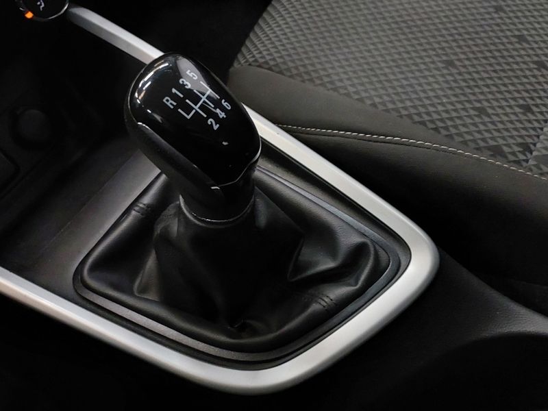 Chevrolet ONIX 1.0 FLEX PLUS LT MANUAL 2020/2021 BETIOLO NOVOS E SEMINOVOS LAJEADO / Carros no Vale