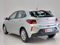 Chevrolet ONIX 1.0 FLEX PLUS LT MANUAL 2020/2021 BETIOLO NOVOS E SEMINOVOS LAJEADO / Carros no Vale