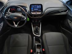 Chevrolet ONIX 1.0 FLEX PLUS LT MANUAL 2022/2023 BETIOLO NOVOS E SEMINOVOS LAJEADO / Carros no Vale