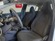 Chevrolet ONIX 1.0 FLEX PLUS LT MANUAL 2022/2023 BETIOLO NOVOS E SEMINOVOS LAJEADO / Carros no Vale