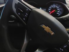 Chevrolet ONIX 1.0 MPFI LT 8V FLEX 4P MANUAL 2016/2016 BETIOLO NOVOS E SEMINOVOS LAJEADO / Carros no Vale