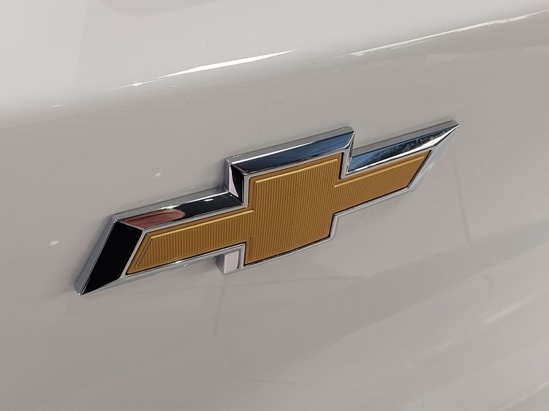 Chevrolet ONIX 1.0 MPFI LT 8V FLEX 4P MANUAL 2016/2016 BETIOLO NOVOS E SEMINOVOS LAJEADO / Carros no Vale