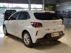 Chevrolet ONIX 1.0 MPFI LT 8V FLEX 4P MANUAL 2016/2016 BETIOLO NOVOS E SEMINOVOS LAJEADO / Carros no Vale