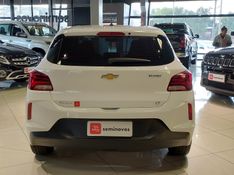 Chevrolet ONIX 1.0 MPFI LT 8V FLEX 4P MANUAL 2016/2016 BETIOLO NOVOS E SEMINOVOS LAJEADO / Carros no Vale