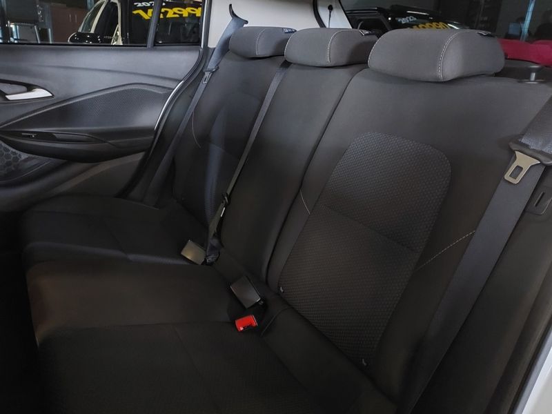 Chevrolet ONIX 1.0 MPFI LT 8V FLEX 4P MANUAL 2016/2016 BETIOLO NOVOS E SEMINOVOS LAJEADO / Carros no Vale