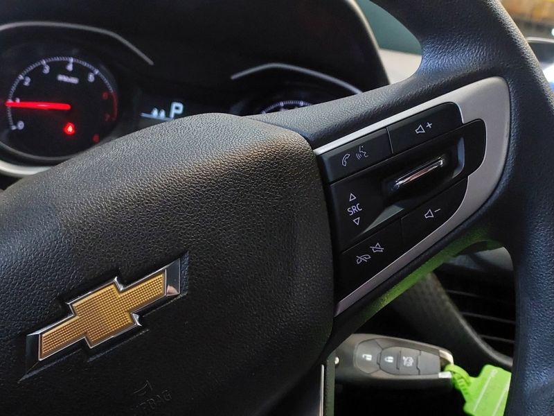 Chevrolet ONIX 1.0 TURBO FLEX LT AUTOMÁTICO 2023/2023 BETIOLO NOVOS E SEMINOVOS LAJEADO / Carros no Vale