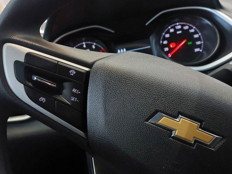 Chevrolet ONIX 1.0 TURBO FLEX LT MANUAL 2021/2022 BETIOLO NOVOS E SEMINOVOS LAJEADO / Carros no Vale