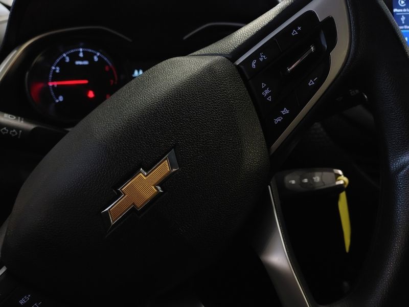 Chevrolet ONIX 1.0 TURBO FLEX LT MANUAL 2022/2023 BETIOLO NOVOS E SEMINOVOS LAJEADO / Carros no Vale