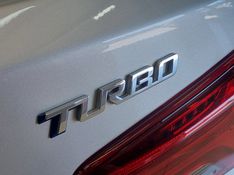 Chevrolet ONIX 1.0 TURBO FLEX LT MANUAL 2019/2020 BETIOLO NOVOS E SEMINOVOS LAJEADO / Carros no Vale