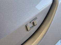 Chevrolet ONIX 1.0 TURBO FLEX LT MANUAL 2019/2020 BETIOLO NOVOS E SEMINOVOS LAJEADO / Carros no Vale
