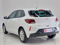Chevrolet ONIX 1.0 TURBO FLEX LT MANUAL 2021/2022 BETIOLO NOVOS E SEMINOVOS LAJEADO / Carros no Vale