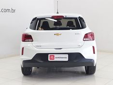 Chevrolet ONIX 1.0 TURBO FLEX LT MANUAL 2021/2022 BETIOLO NOVOS E SEMINOVOS LAJEADO / Carros no Vale