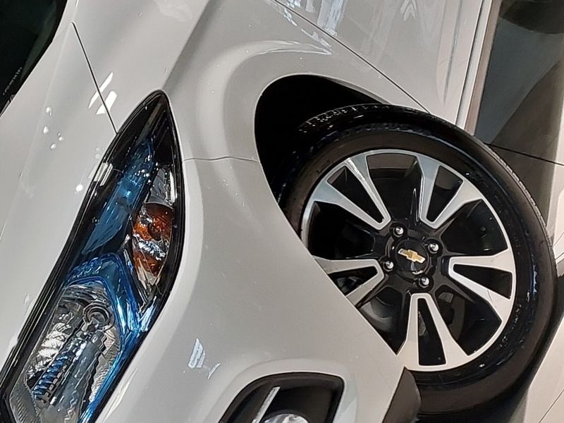 Chevrolet ONIX 1.4 MPFI LTZ 8V FLEX 4P MANUAL 2015/2015 BETIOLO NOVOS E SEMINOVOS LAJEADO / Carros no Vale