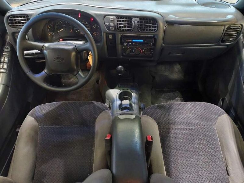 Chevrolet S10 2.8 4X4 CD 12V TURBO INTERCOOLER DIESEL 4P MANUAL 2001/2001 BETIOLO NOVOS E SEMINOVOS LAJEADO / Carros no Vale