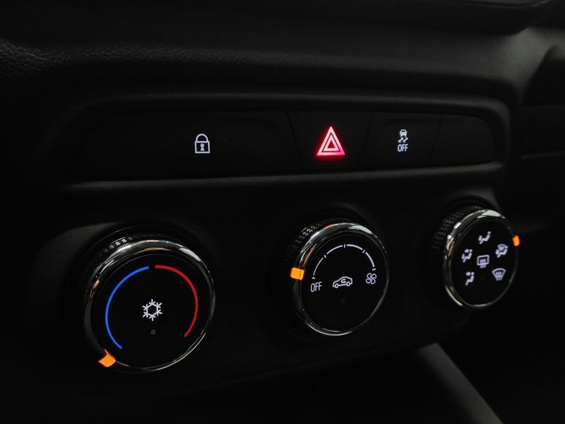Chevrolet TRACKER 1.0 TURBO FLEX LT AUTOMÁTICO 2022/2023 BETIOLO NOVOS E SEMINOVOS LAJEADO / Carros no Vale