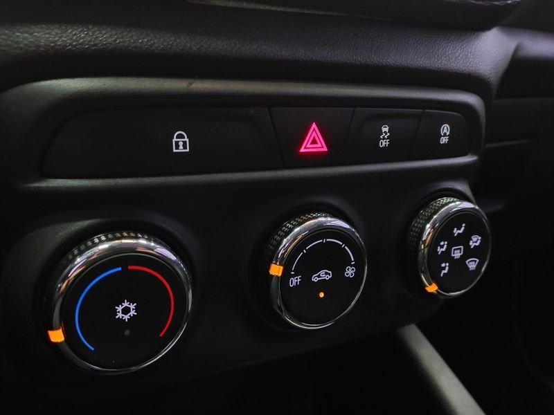 Chevrolet TRACKER 1.0 TURBO FLEX LT AUTOMÁTICO 2021/2022 BETIOLO NOVOS E SEMINOVOS LAJEADO / Carros no Vale