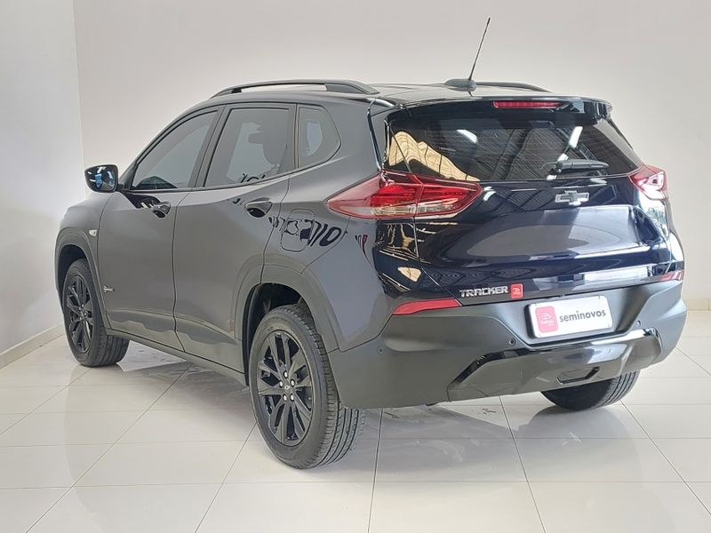 Chevrolet TRACKER 1.0 TURBO FLEX MIDNIGHT AUTOMÁTICO 2023/2024 BETIOLO NOVOS E SEMINOVOS LAJEADO / Carros no Vale