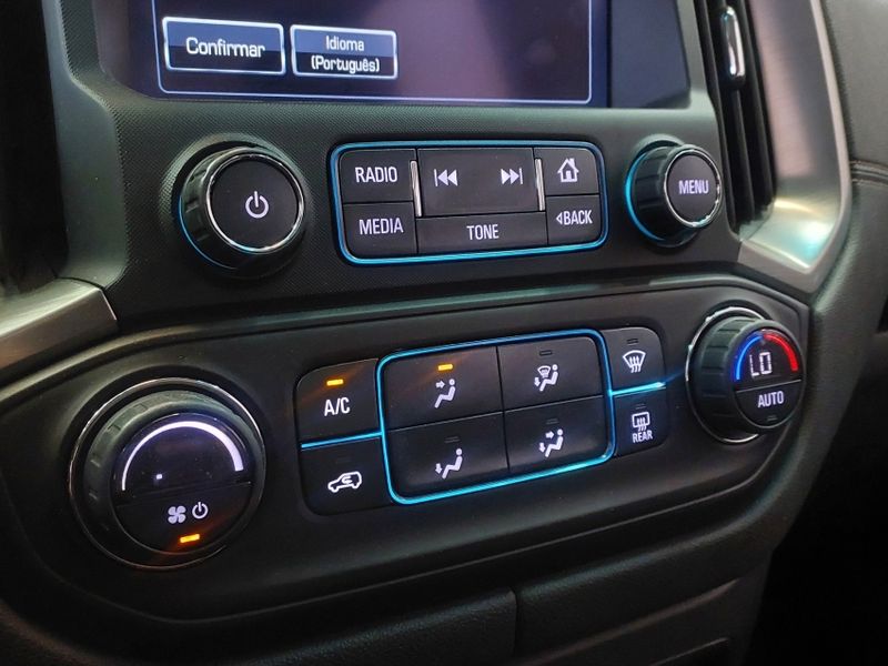 Chevrolet TRAILBLAZER 2.8 LTZ 4X4 16V TURBO DIESEL 4P AUTOMÁTICO 2017/2018 BETIOLO NOVOS E SEMINOVOS LAJEADO / Carros no Vale