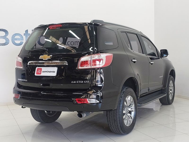 Chevrolet TRAILBLAZER 2.8 LTZ 4X4 16V TURBO DIESEL 4P AUTOMÁTICO 2017/2018 BETIOLO NOVOS E SEMINOVOS LAJEADO / Carros no Vale