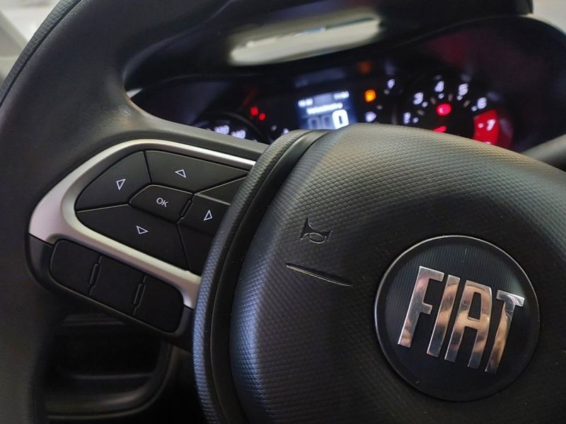 Fiat CRONOS 1.3 FIREFLY FLEX DRIVE MANUAL 2021/2022 BETIOLO NOVOS E SEMINOVOS LAJEADO / Carros no Vale