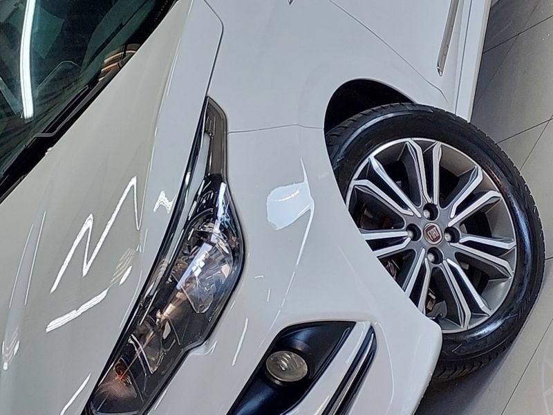 Fiat CRONOS 1.8 E.TORQ FLEX PRECISION AT6 2019/2020 BETIOLO NOVOS E SEMINOVOS LAJEADO / Carros no Vale
