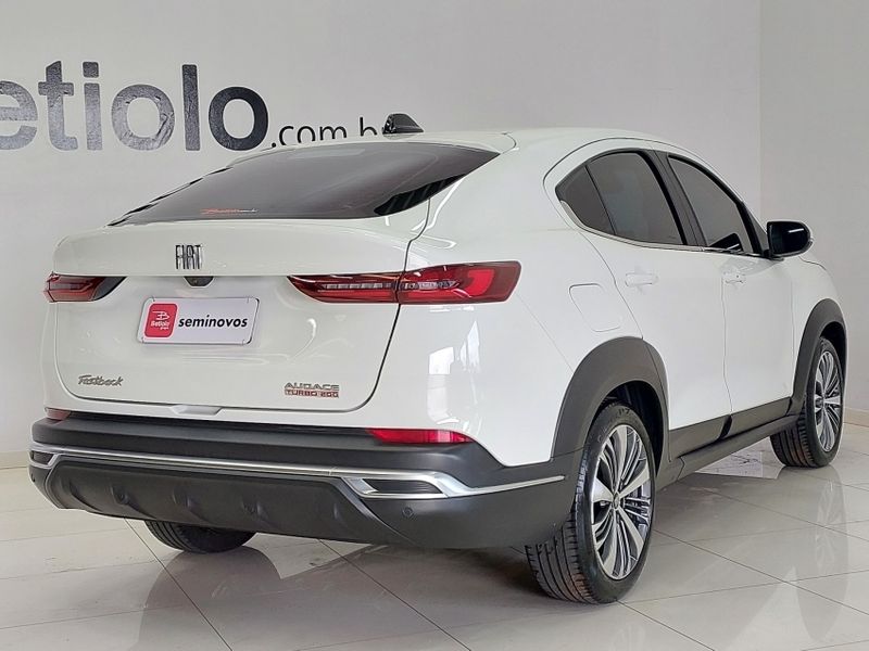 Fiat FASTBACK 1.0 TURBO 200 FLEX AUDACE CVT 2023/2023 BETIOLO NOVOS E SEMINOVOS LAJEADO / Carros no Vale