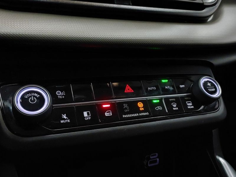 Fiat FASTBACK 1.0 TURBO 200 FLEX CVT 2024/2024 BETIOLO NOVOS E SEMINOVOS LAJEADO / Carros no Vale
