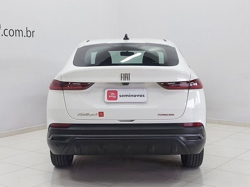 Fiat FASTBACK 1.0 TURBO 200 FLEX CVT 2024/2024 BETIOLO NOVOS E SEMINOVOS LAJEADO / Carros no Vale
