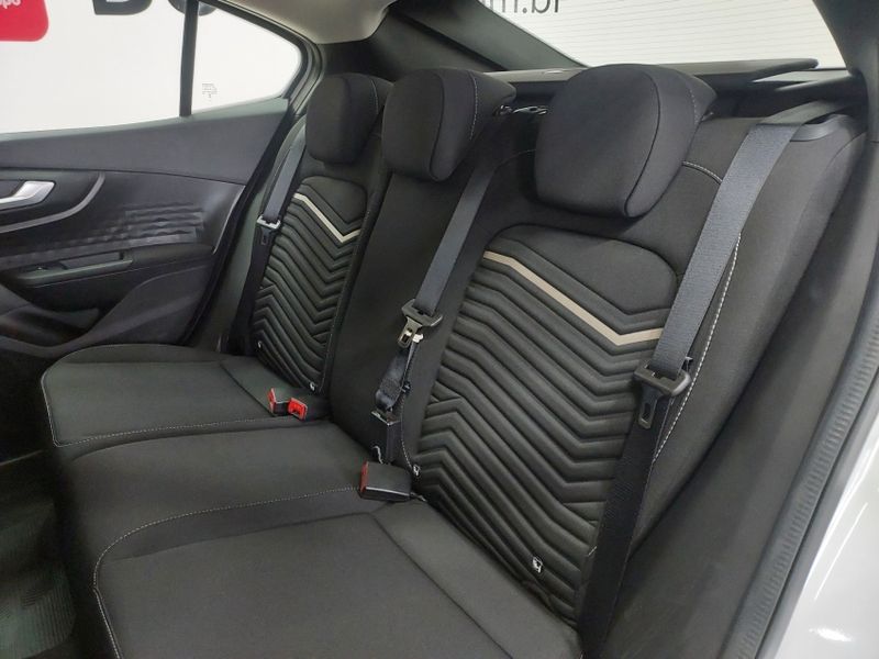 Fiat FASTBACK 1.0 TURBO 200 FLEX CVT 2024/2024 BETIOLO NOVOS E SEMINOVOS LAJEADO / Carros no Vale
