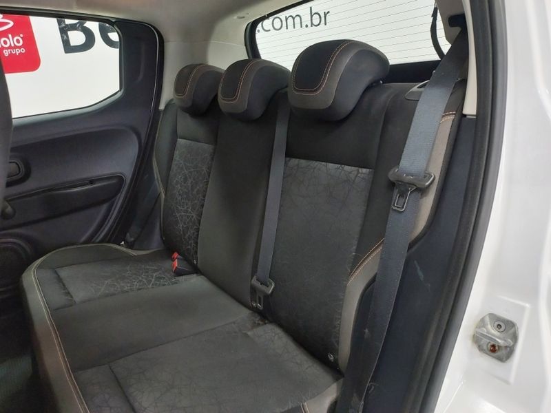 Fiat MOBI 1.0 EVO FLEX TREKKING MANUAL 2021/2022 BETIOLO NOVOS E SEMINOVOS LAJEADO / Carros no Vale
