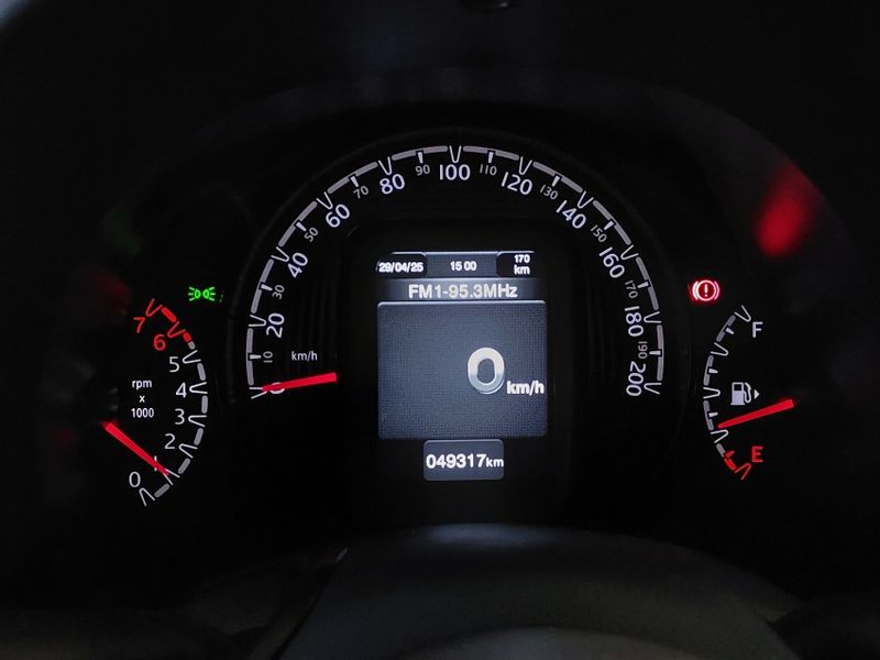 Fiat MOBI 1.0 FIREFLY FLEX DRIVE MANUAL 2019/2020 BETIOLO NOVOS E SEMINOVOS LAJEADO / Carros no Vale