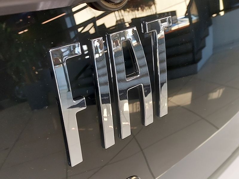 Fiat MOBI 1.0 FIREFLY FLEX DRIVE MANUAL 2019/2020 BETIOLO NOVOS E SEMINOVOS LAJEADO / Carros no Vale